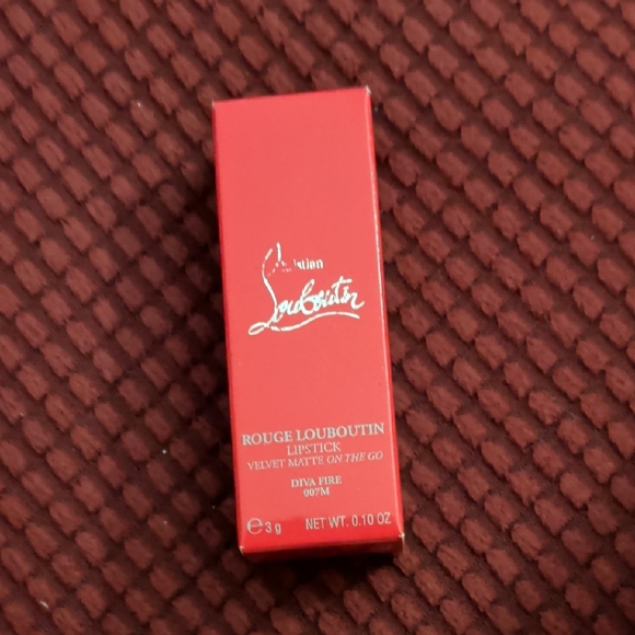 Christian Louboutin Rouge Louboutin Lipstick - Velvet Matte On The Go - Picture 1 of 4